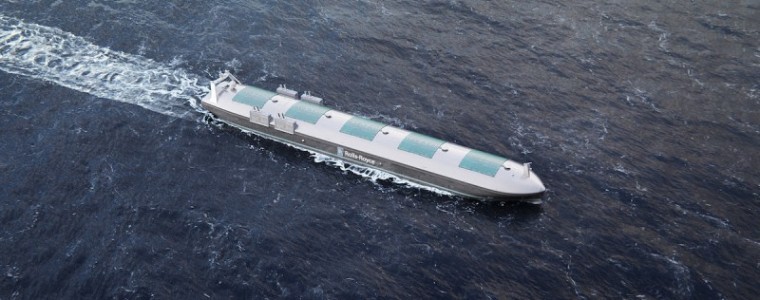 Rolls-Royce Reveals Vision of Shore-based Control Centers for Unmanned Cargo Ships